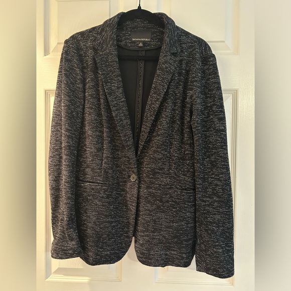 Banana Republic knit blazer. - Picture 2 of 3